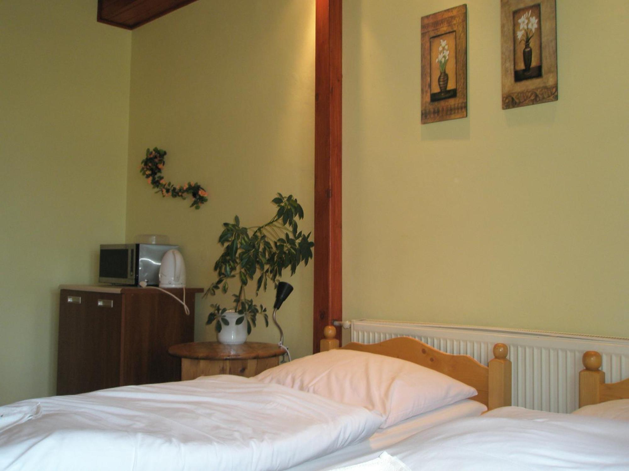 Pension Kozel Ricany (Central Bohemian) Exterior foto